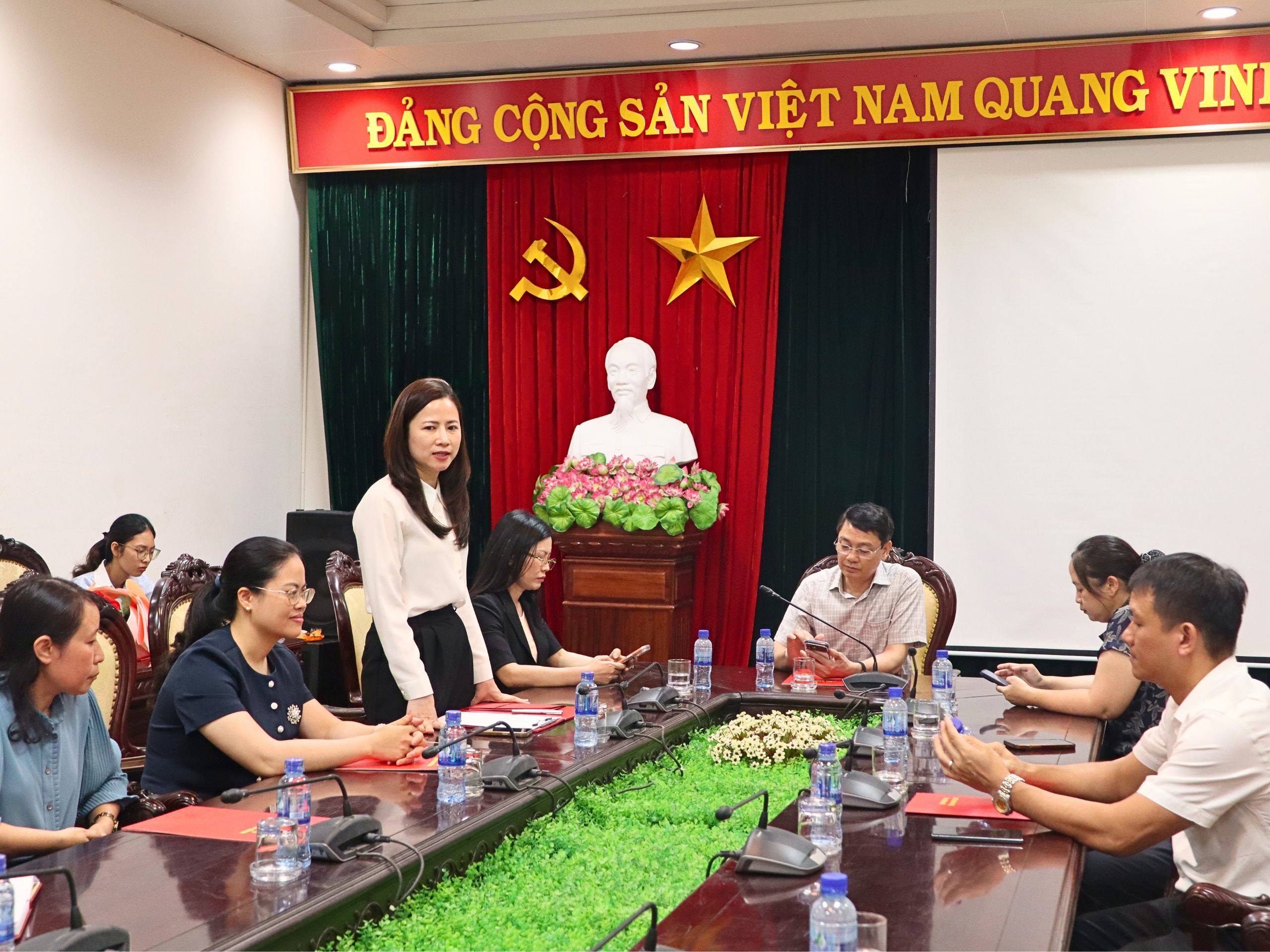 anh tin bai